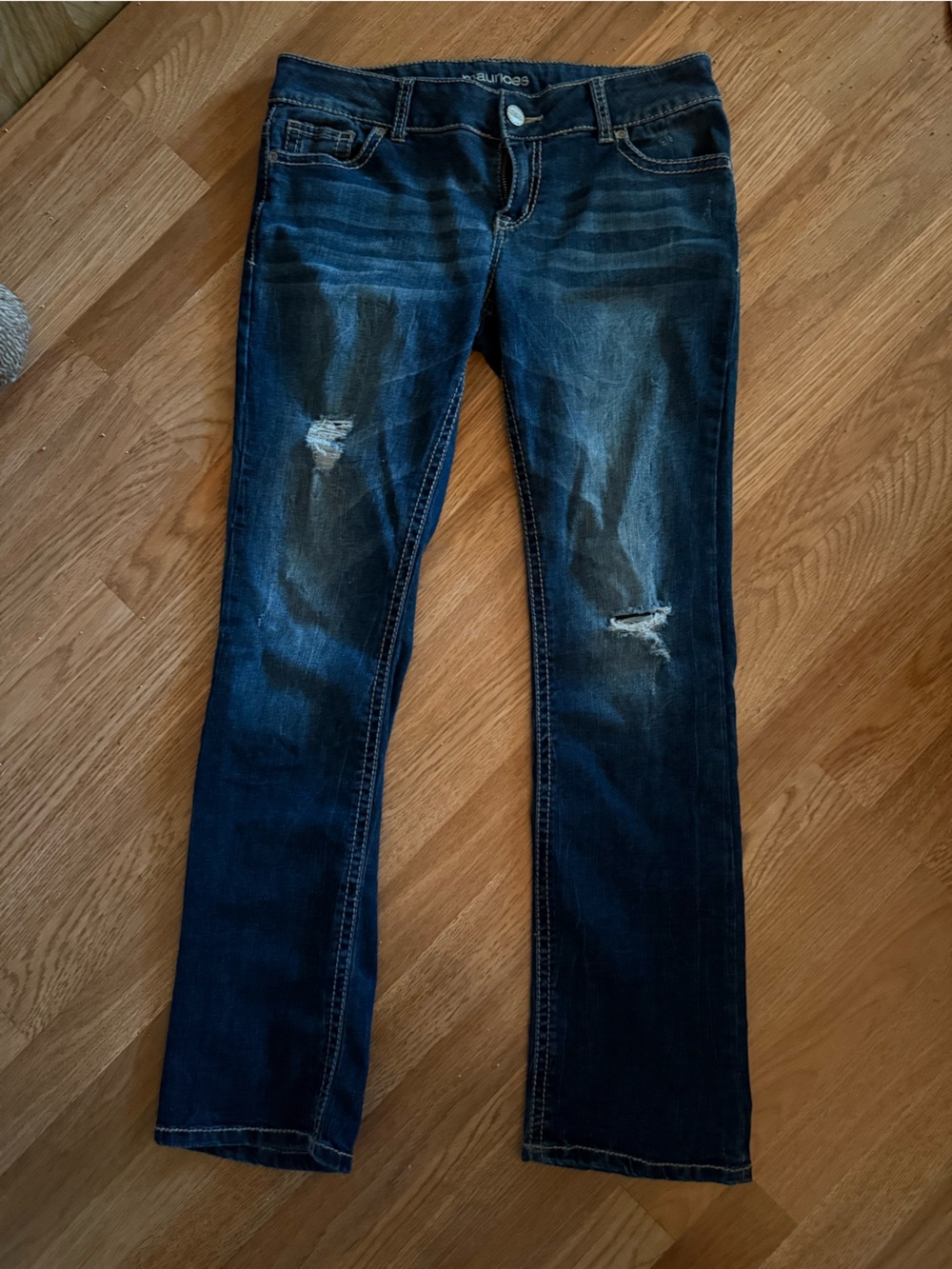 Women’s Maurice Dark  Wash Distressed Skinny Jeans